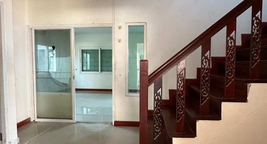 For sale studio house in Sai Noi, Nonthaburi
