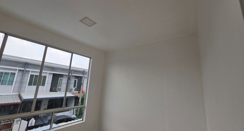 For sale 2 bedrooms house in Khlong Luang, Pathum Thani