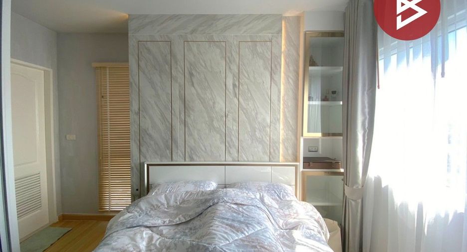 For sale 1 bed condo in Thon Buri, Bangkok