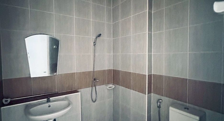 For sale 2 bedrooms house in Lam Luk Ka, Pathum Thani