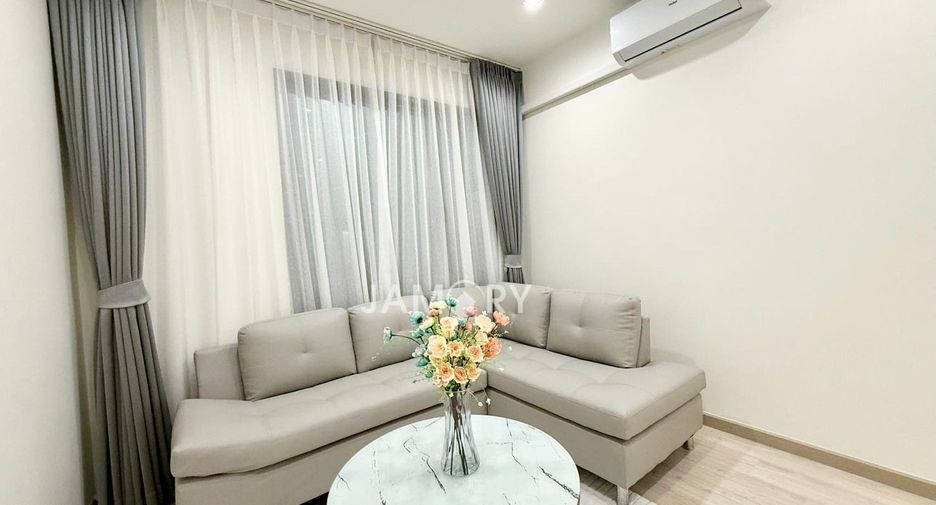 For rent 4 bedrooms house in East Pattaya, Pattaya