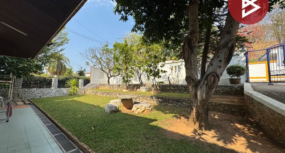 Haus zum Kauf mit 5 Zimmer in Sattahip, Chonburi