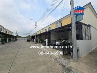 Casa adosada en venta de 3 habitaciones en Don Mueang, Bangkok