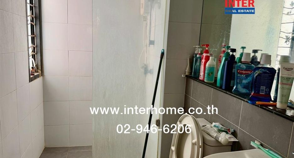Продажа 3 спальни таунхаус в Чатучак, Бангкок