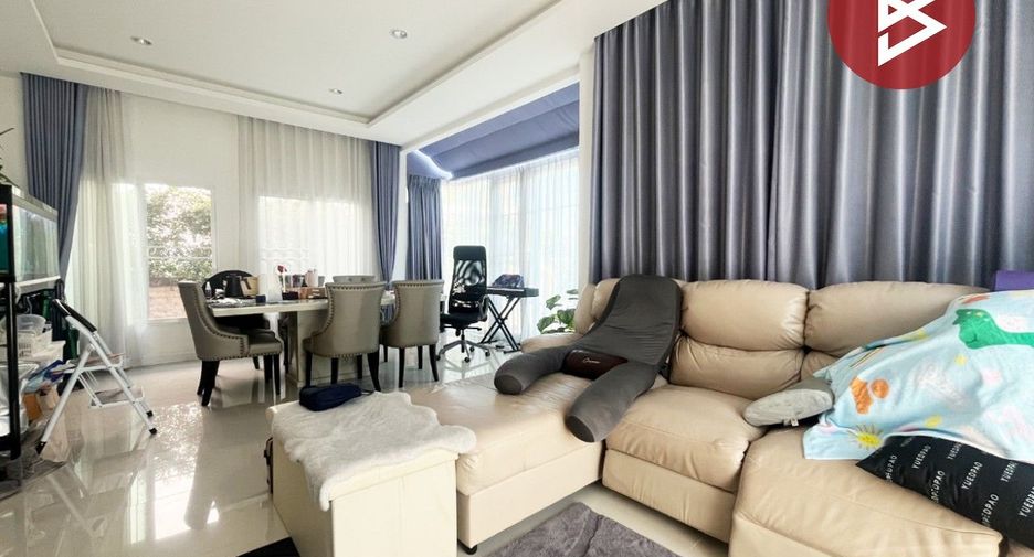 For sale 4 ベッドルーム house in Bang Khen, Bangkok