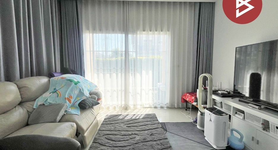 For sale 4 ベッドルーム house in Bang Khen, Bangkok