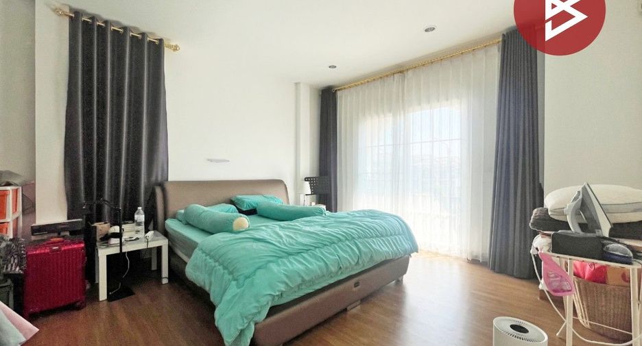 For sale 4 ベッドルーム house in Bang Khen, Bangkok