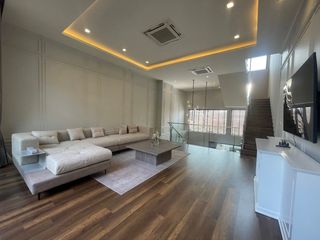For rent and for sale 4 bedrooms townhouse in Mueang Samut Prakan, Samut Prakan