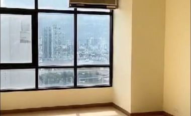Wohnung zum Kauf mit 2 Zimmer in Ratchathewi, Bangkok