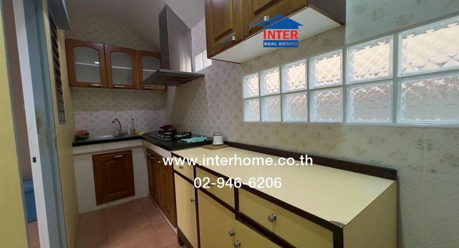 Haus zum Kauf mit 4 Zimmer in Chom Thong, Bangkok