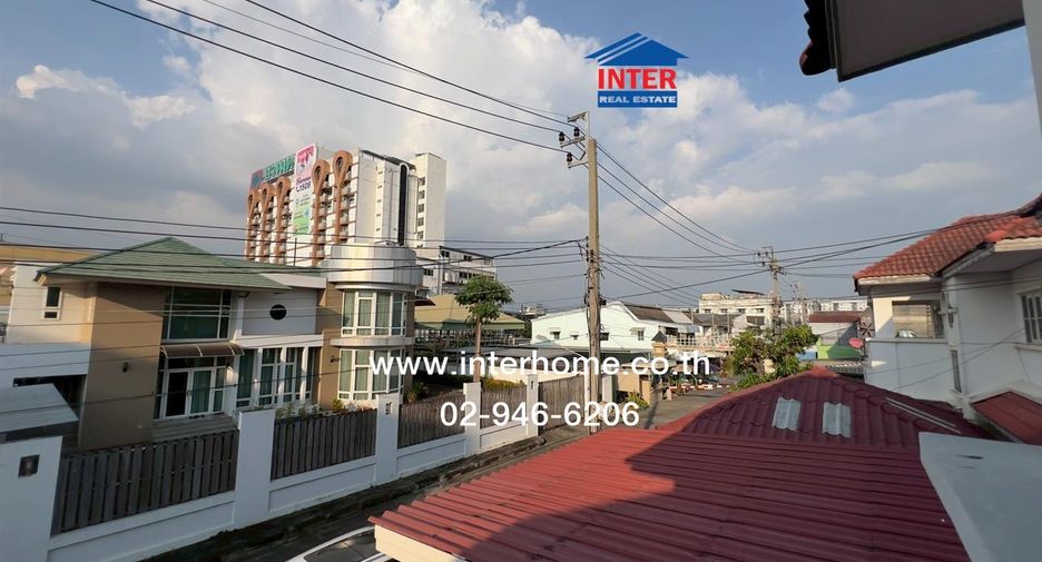 Haus zum Kauf mit 4 Zimmer in Chom Thong, Bangkok