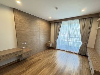 Аренда 4 спальни кондо в Кхлонг Тоеи, Бангкок