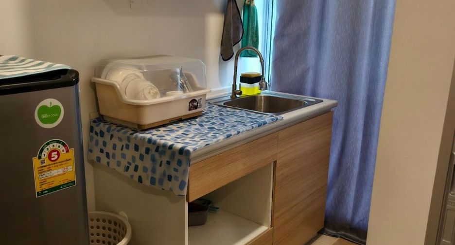 For sale 1 bed condo in Mueang Samut Prakan, Samut Prakan