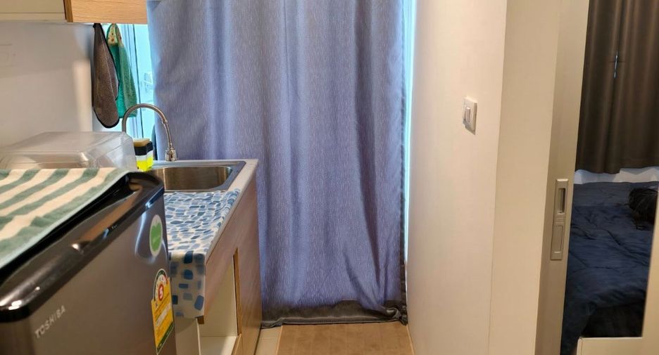 For sale 1 bed condo in Mueang Samut Prakan, Samut Prakan