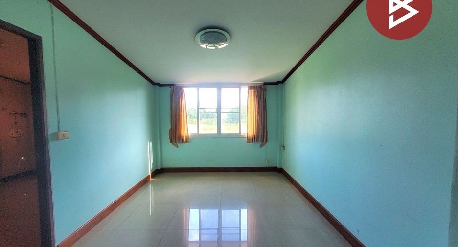 For sale 4 bedrooms townhouse in Lam Luk Ka, Pathum Thani