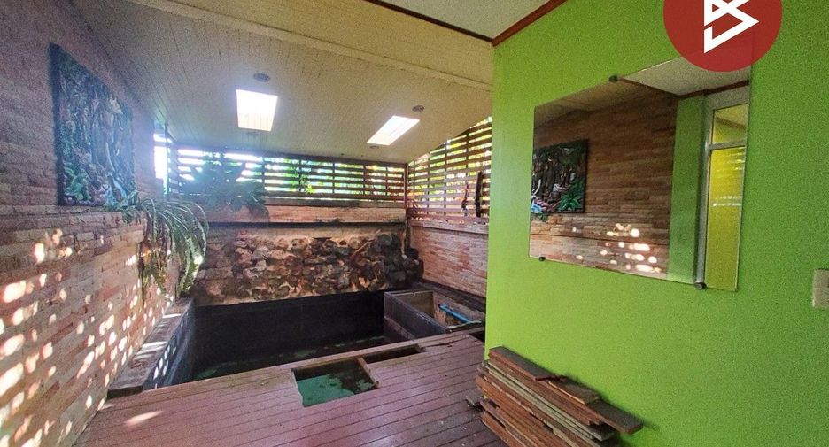 For sale 4 bedrooms townhouse in Lam Luk Ka, Pathum Thani