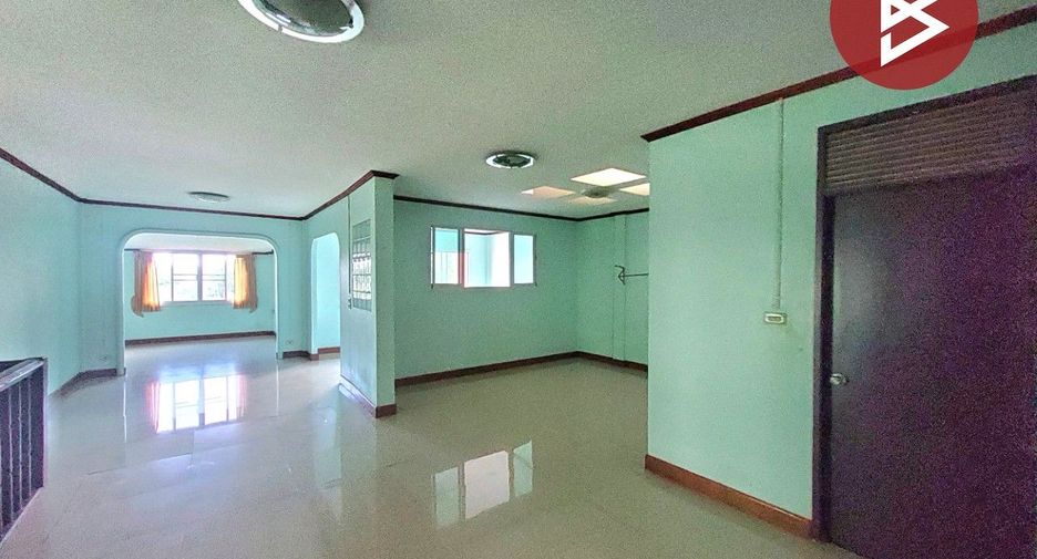 For sale 4 bedrooms townhouse in Lam Luk Ka, Pathum Thani