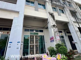 ขาย 3 ห้องนอน ทาวน์เฮ้าส์ ใน บางกะปิ, กรุงเทพฯ