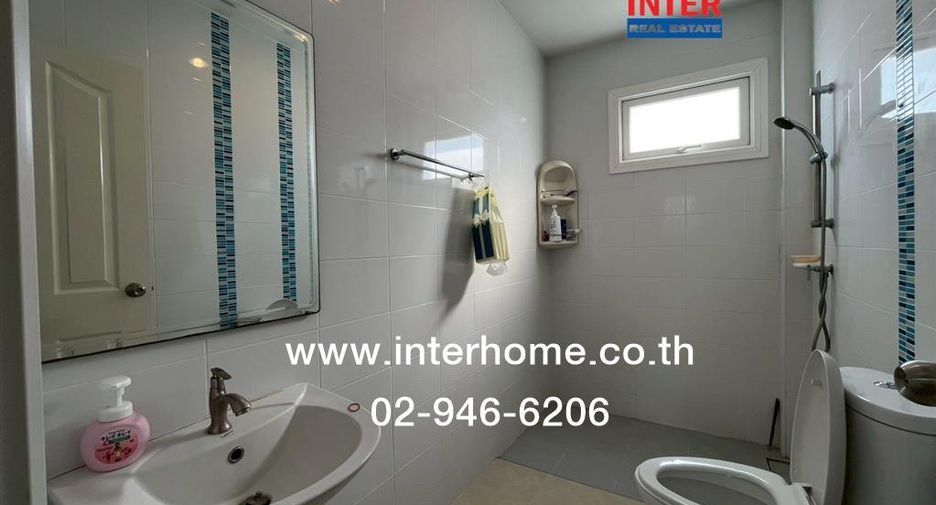 Haus zum Kauf mit 3 Zimmer in Khlong Sam Wa, Bangkok