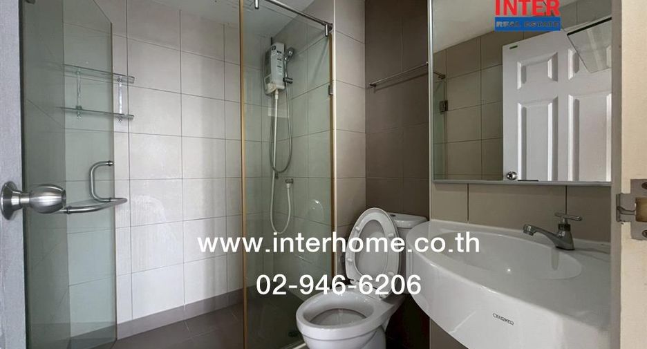For sale 2 bedrooms condo in Khan Na Yao, Bangkok