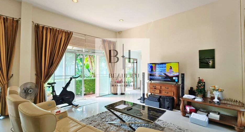 Casa en venta de 3 habitaciones en Bang Lamung, Chonburi