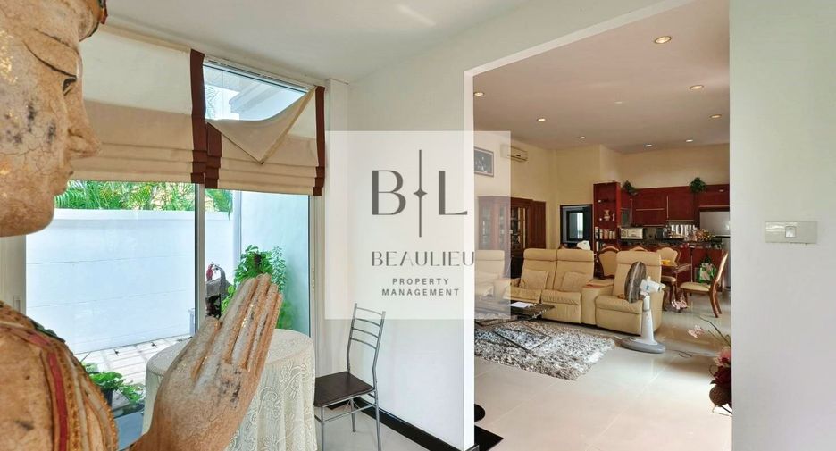 Casa en venta de 3 habitaciones en Bang Lamung, Chonburi