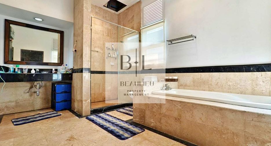 Casa en venta de 3 habitaciones en Bang Lamung, Chonburi