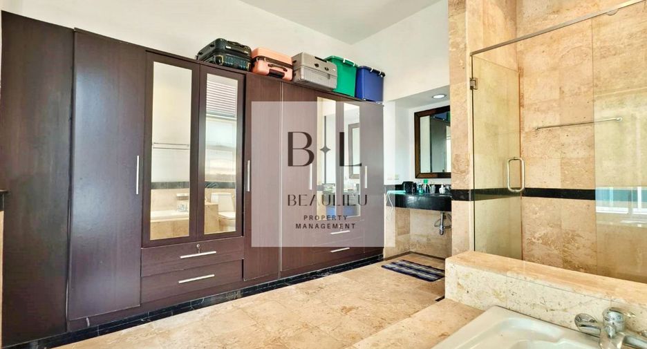 Casa en venta de 3 habitaciones en Bang Lamung, Chonburi
