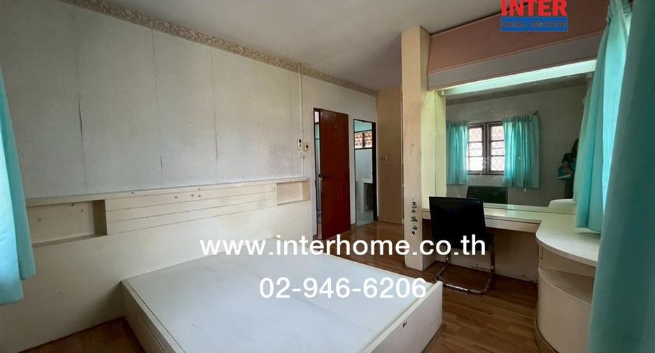 Casa en venta de 4 habitaciones en Don Mueang, Bangkok