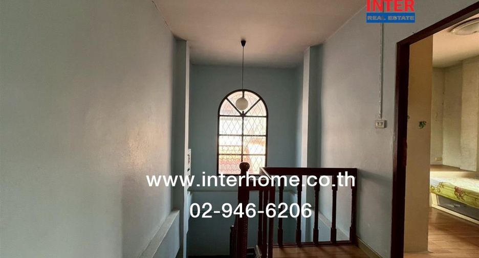 Casa en venta de 4 habitaciones en Don Mueang, Bangkok