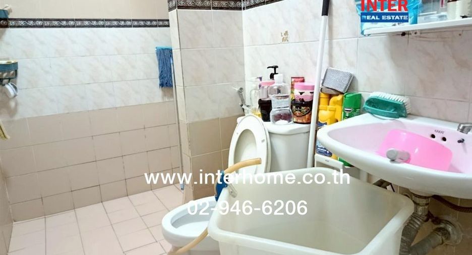 Haus zum Kauf mit 3 Zimmer in Min Buri, Bangkok