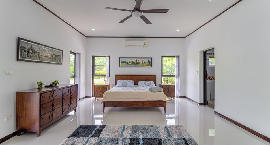 For rent and for sale 3 bedrooms house in Saraphi, Chiang Mai