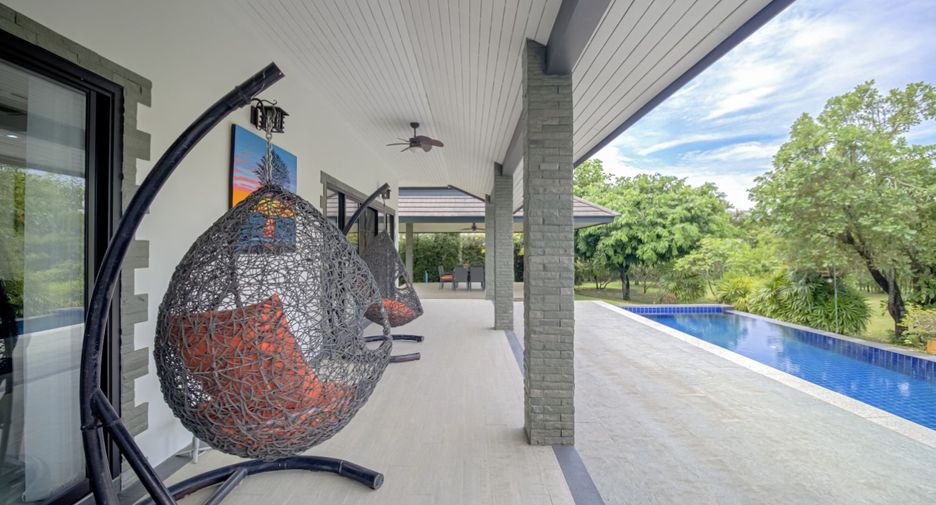For rent and for sale 3 bedrooms house in Saraphi, Chiang Mai