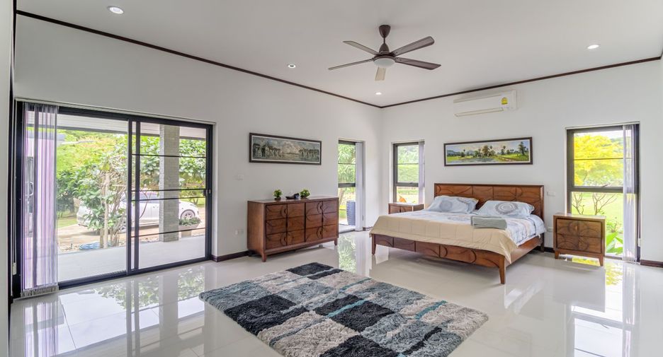 For rent and for sale 3 bedrooms house in Saraphi, Chiang Mai