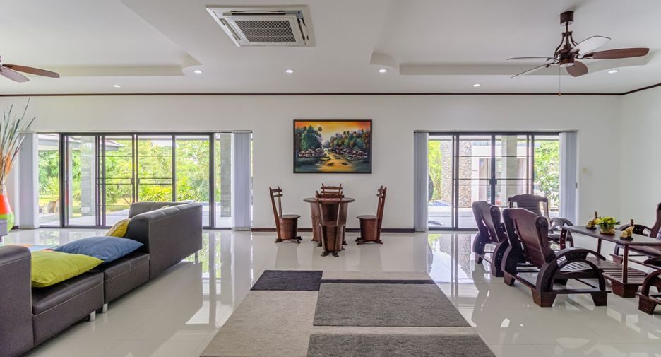 For rent and for sale 3 bedrooms house in Saraphi, Chiang Mai