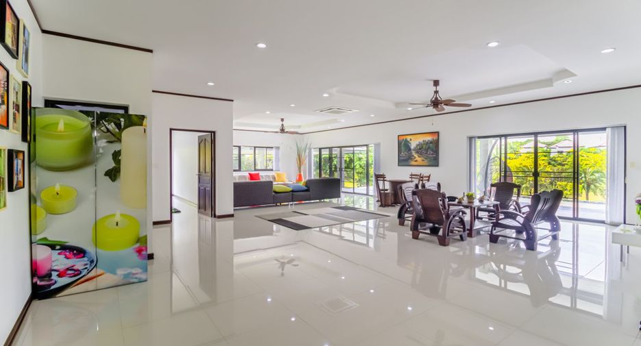 For rent and for sale 3 bedrooms house in Saraphi, Chiang Mai