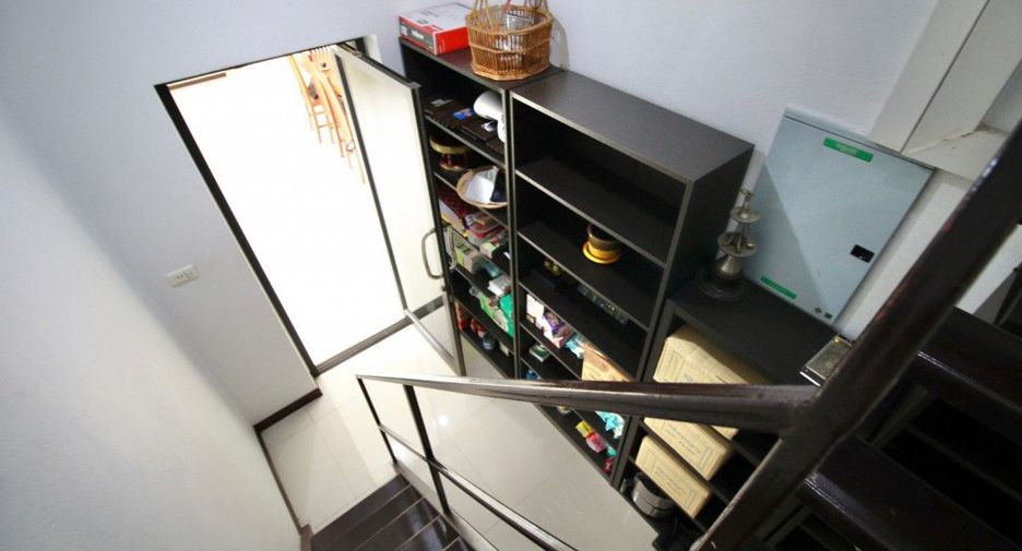 For rent and for sale 3 bedrooms house in Saraphi, Chiang Mai