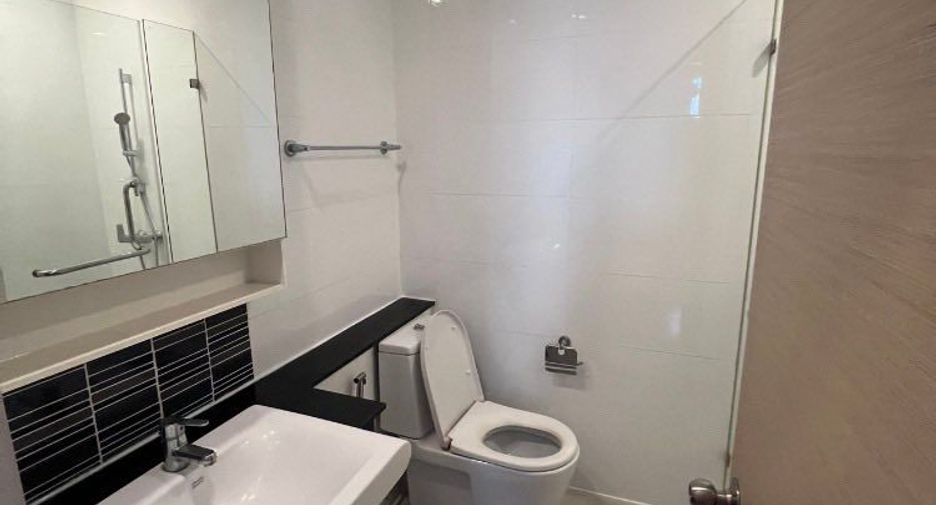 Condo en alquiler de 2 habitaciones en Bang Na, Bangkok