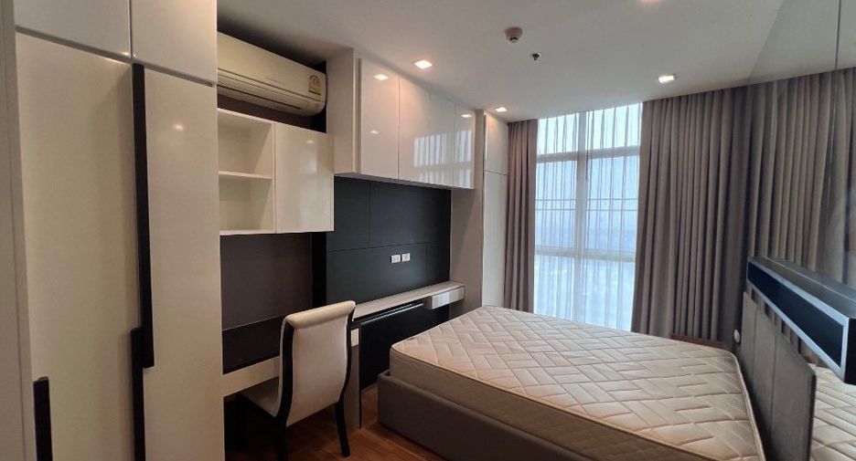 Condo en alquiler de 2 habitaciones en Bang Na, Bangkok