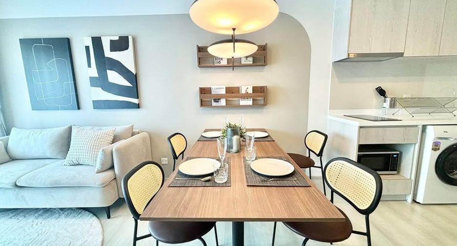 For rent 2 bedrooms condo in Khlong Toei, Bangkok