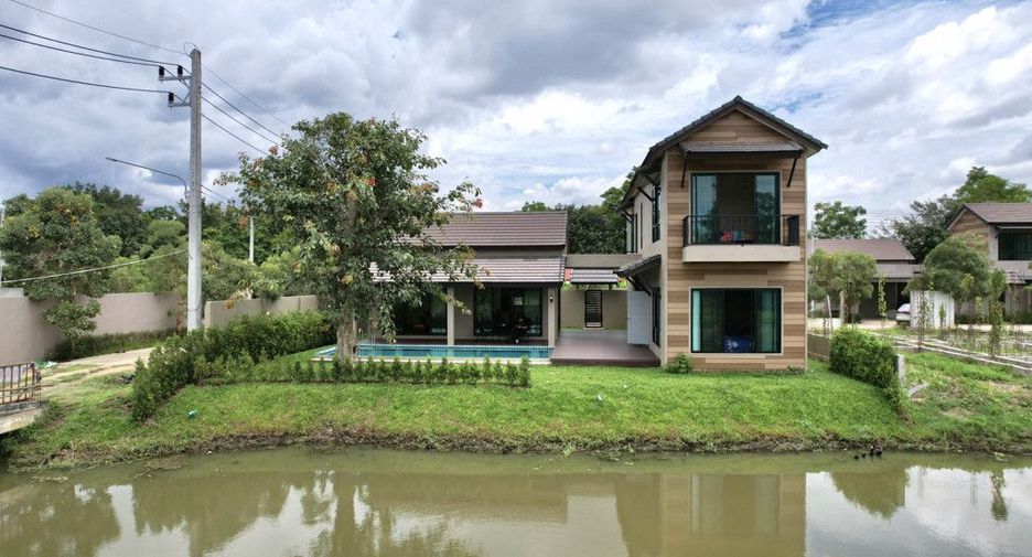 For rent and for sale 4 bedrooms house in Saraphi, Chiang Mai