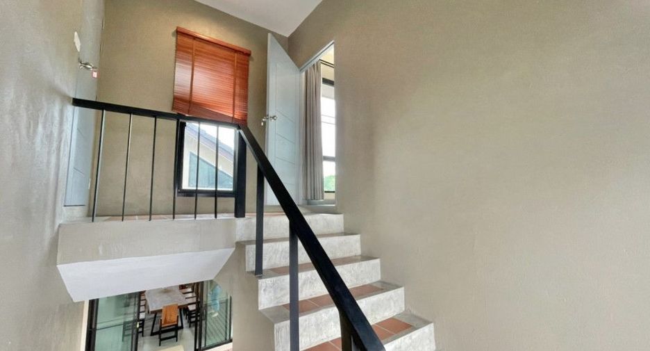 For rent and for sale 4 bedrooms house in Saraphi, Chiang Mai