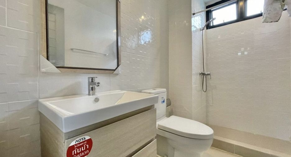 For rent and for sale 4 bedrooms house in Saraphi, Chiang Mai