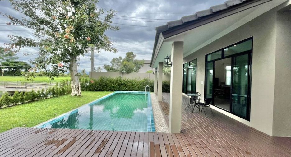For rent and for sale 4 bedrooms house in Saraphi, Chiang Mai
