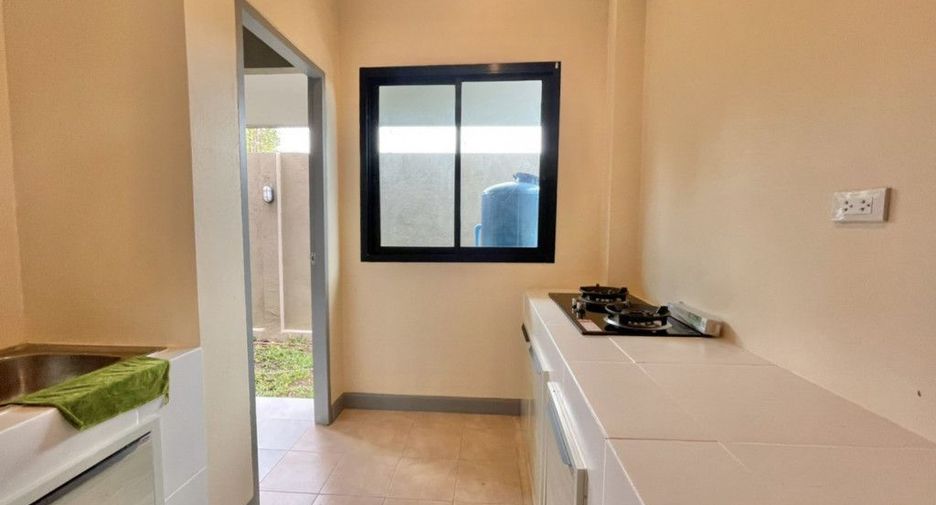 For rent and for sale 4 bedrooms house in Saraphi, Chiang Mai