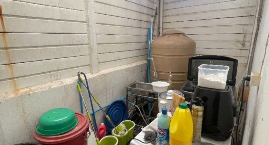 Local comercial en alquiler y en venta de 3 habitaciones en Mueang Khon Kaen, Khon Kaen