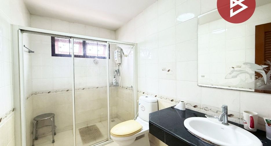 For sale 4 bedrooms house in Mueang Samut Prakan, Samut Prakan