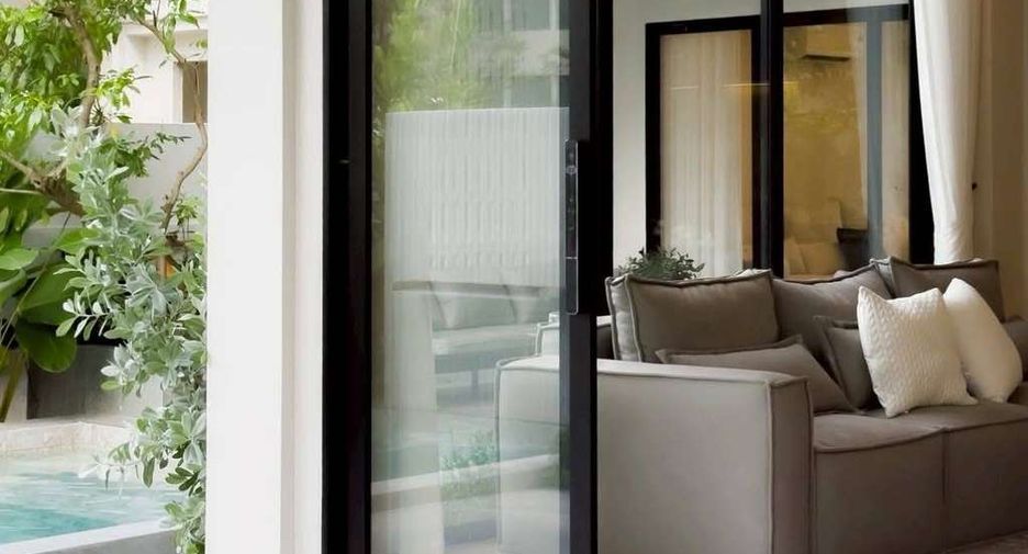 For rent 4 bedrooms house in Mueang Chiang Mai, Chiang Mai
