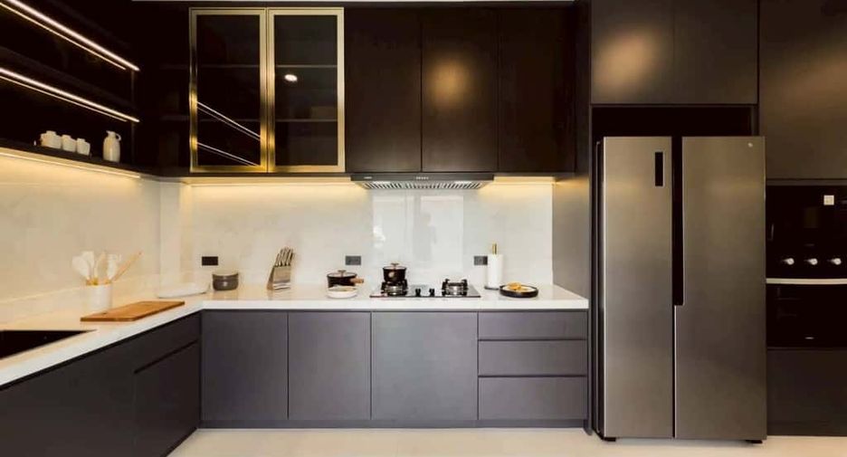 For rent 4 bedrooms house in Mueang Chiang Mai, Chiang Mai