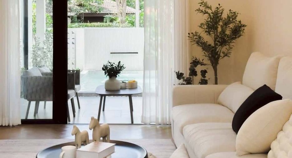 For rent 4 bedrooms house in Mueang Chiang Mai, Chiang Mai